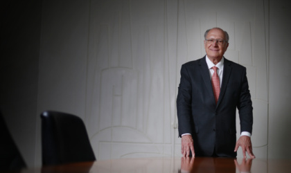 Defesa da democracia é a marca do terceiro mandato de Lula, diz Alckmin