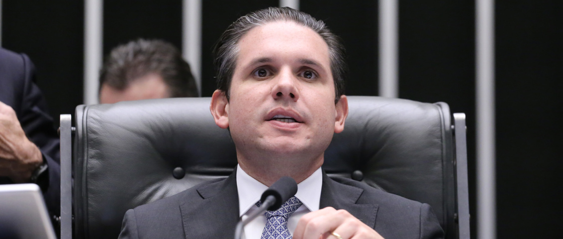 Debate sobre escala 6 x 1 entra em fase decisiva no Congresso