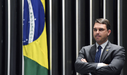 10 problemas que Flávio Bolsonaro terá de administrar