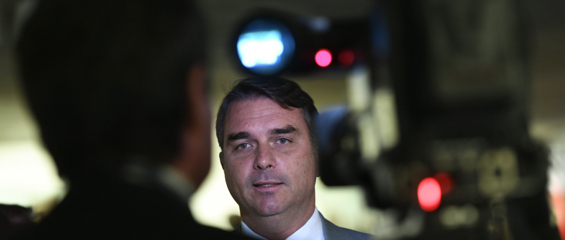Uma pesquisa desafiadora para Flávio Bolsonaro