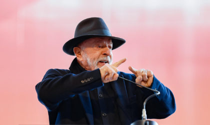 Lula estica a corda e manda recado a Trump: "é melhor negociar comigo"