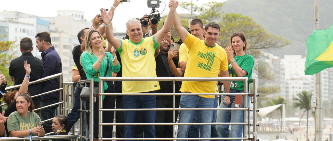 Campanha começa com disputa por segurança e soberania entre Lula e Flávio Bolsonaro