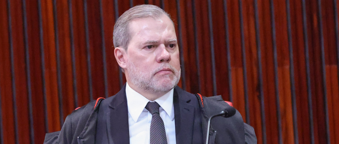 Campanha de Renan é a primeira vítima da guerra do TSE contra os algoritmos