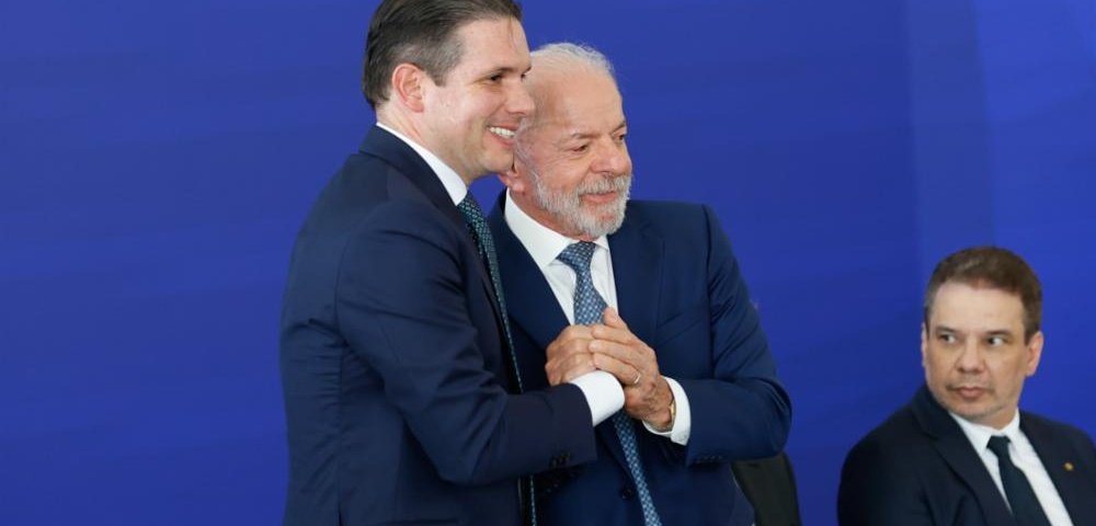 O apoio a Lula e o cálculo de Motta